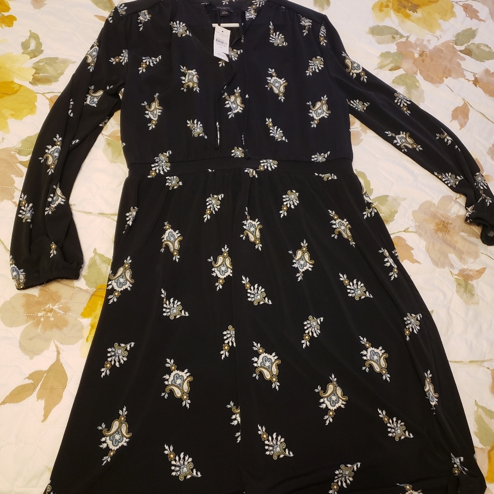 ANN TAYLOR DRESS MEDIUM NEW TAGS